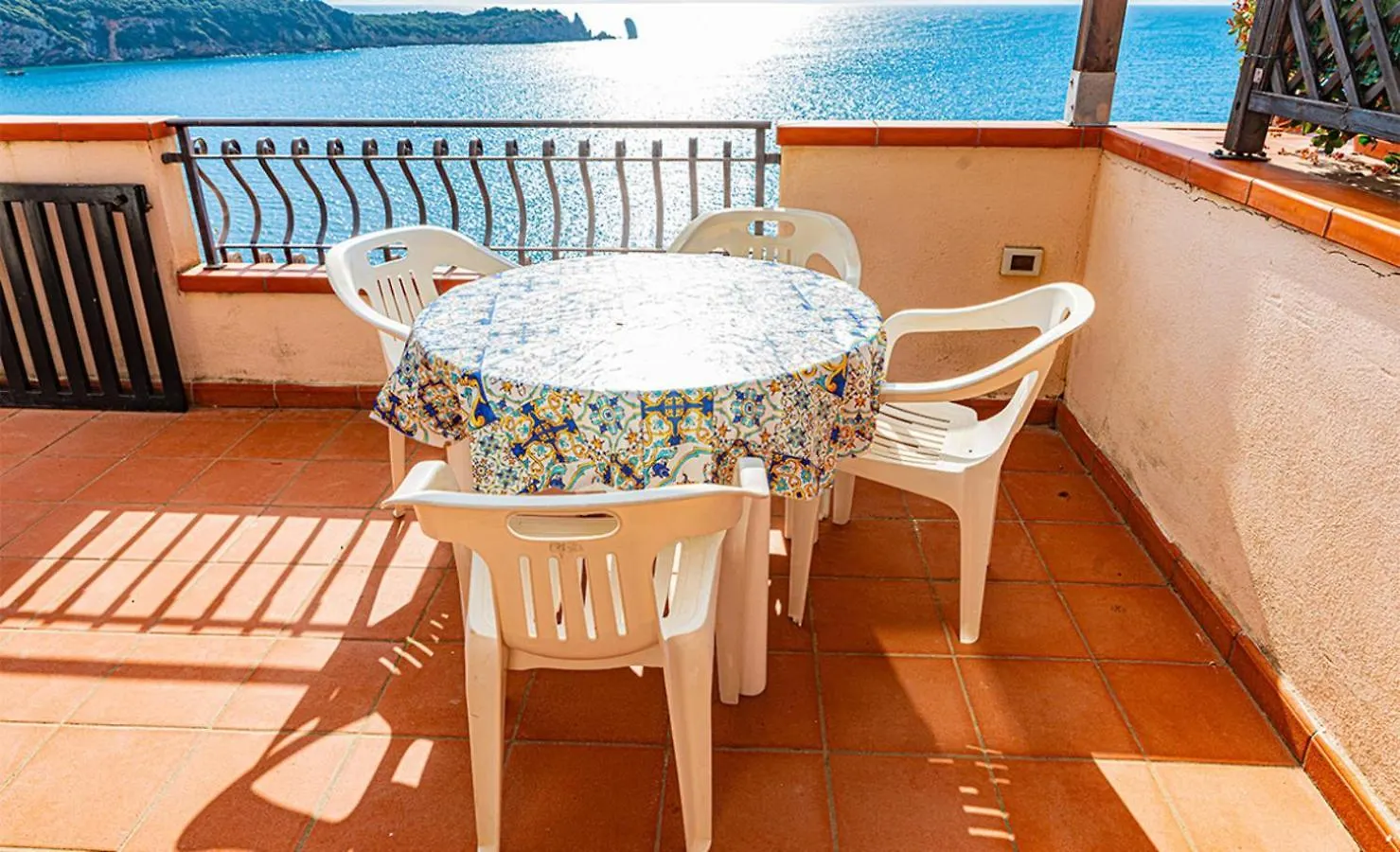 La Casa Di Cristian Con Terrazza Vista Mare Apartment Campese  0*, Campese (Grosseto)